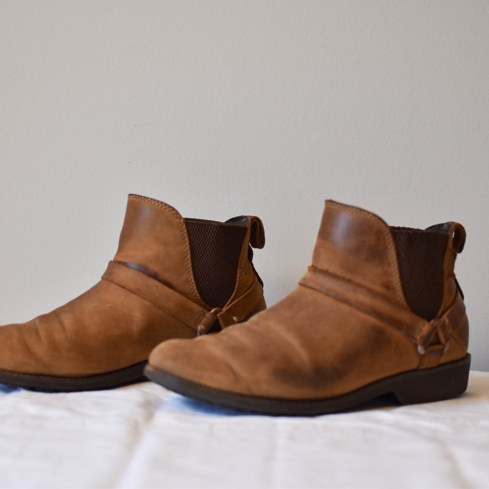 Teva De La Vina Dos Leather Chelsea Boots Womens Size 6.5